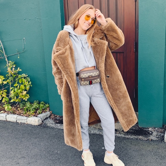 Meet your Posher, Lucy - Picture 6 of 6